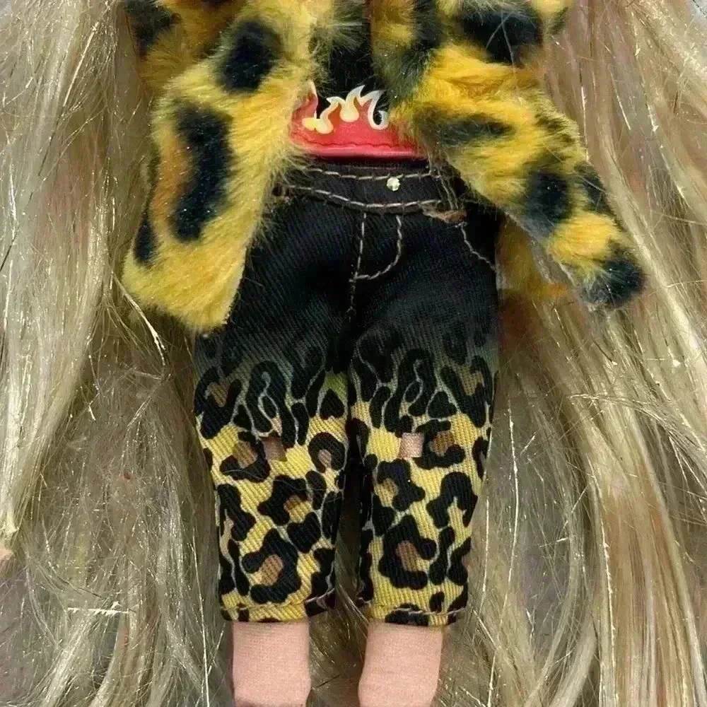 Na Na Na Surprise Doll